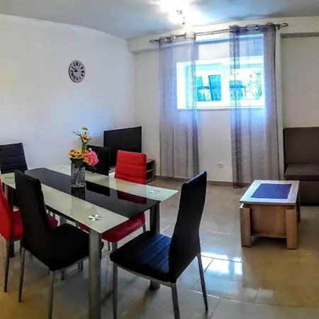 Maslina Paho Appartement *
