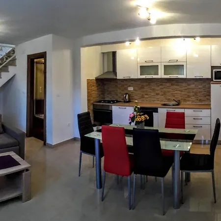 Maslina Paho * Babino Polje