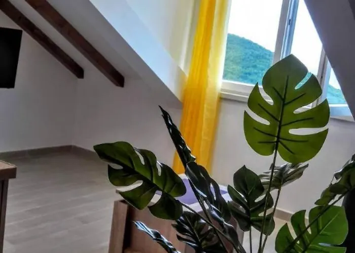 Maslina Paho Apartamento *